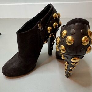Vintage Authentic Gucci Studded Booties | Size 8.5 | Rare Find | Made in Italy |